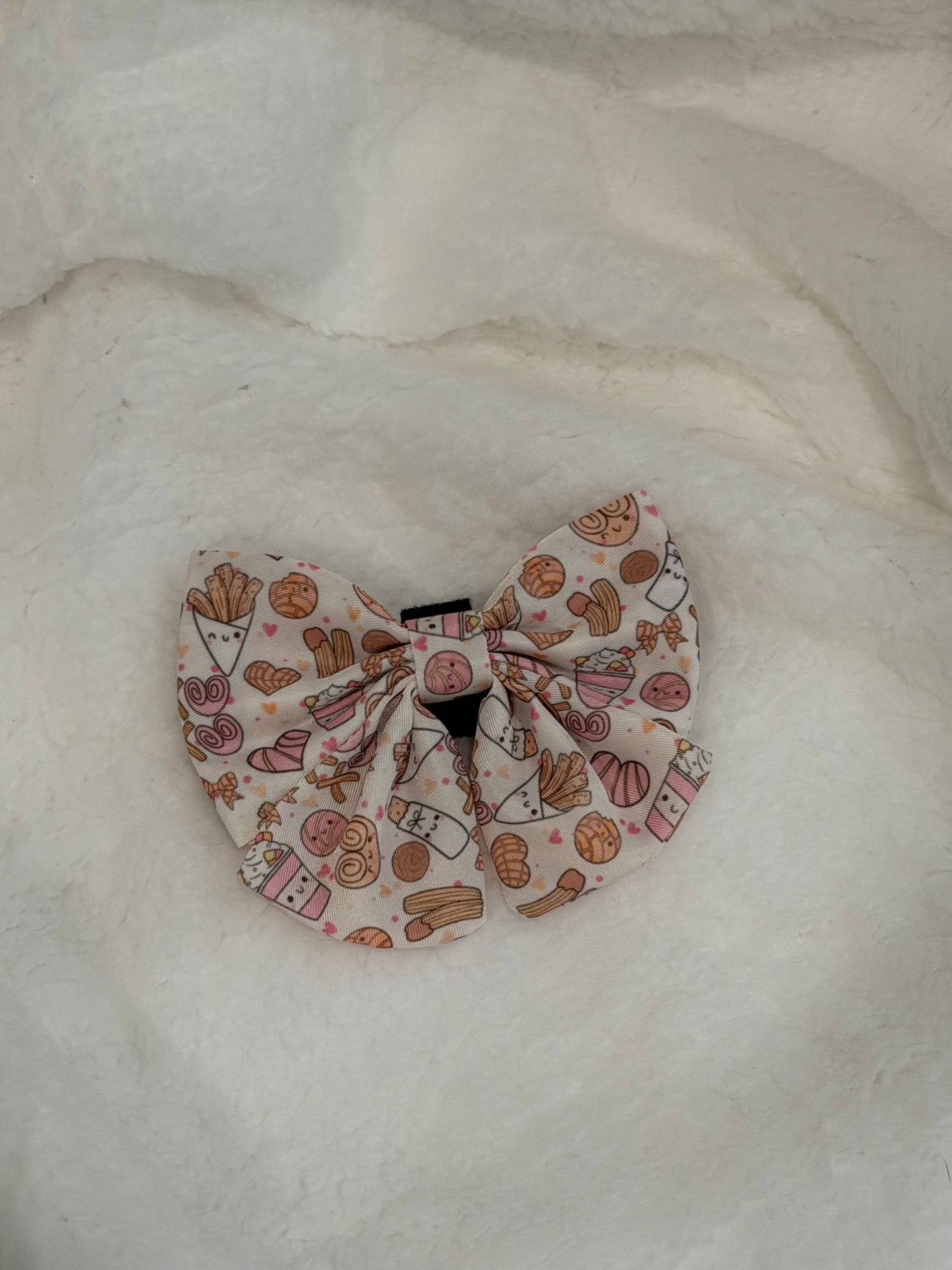 Café Con Cutee Sailor Bows