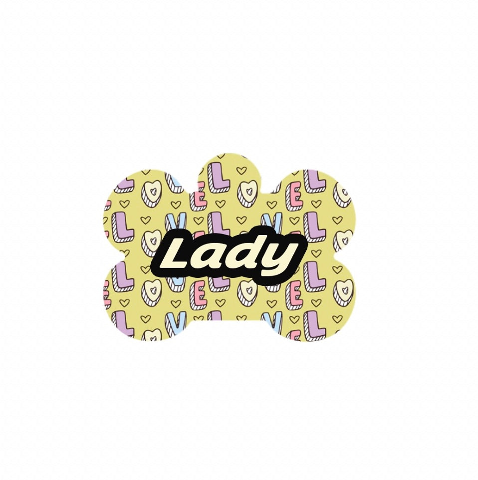 L O V E Tag
