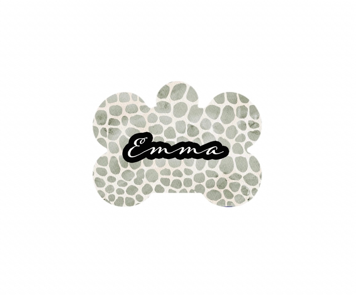 Chic Grey/Green Giraffe Print Tag